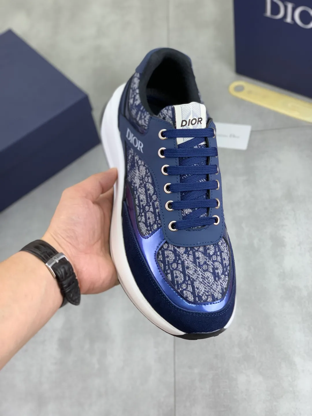 Men's Men's Shoes💰P420💰[New Style]🆘[Dior] 2025 Dior Original Lace-up Low-top Men's Shoes Classic casual shoes🔥This model is the official flagship model, with high quality and made by famous original designers. It is made of high-quality cowhide with original materials➕comfortable and breathable mesh lining➕pigskin insole. The perfect last shape and generous and fashionable design have attracted many consumers. Suitable for drivers to drive🚗. What you want is the best quality in the market. Color 4️⃣Code number: 38--44 (45 customized)